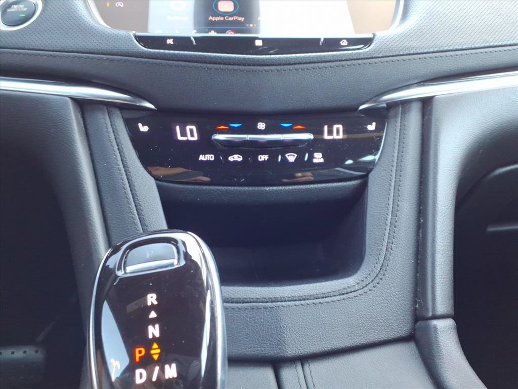 Used 2020 Cadillac XT5 Premium Luxury FWD image 8