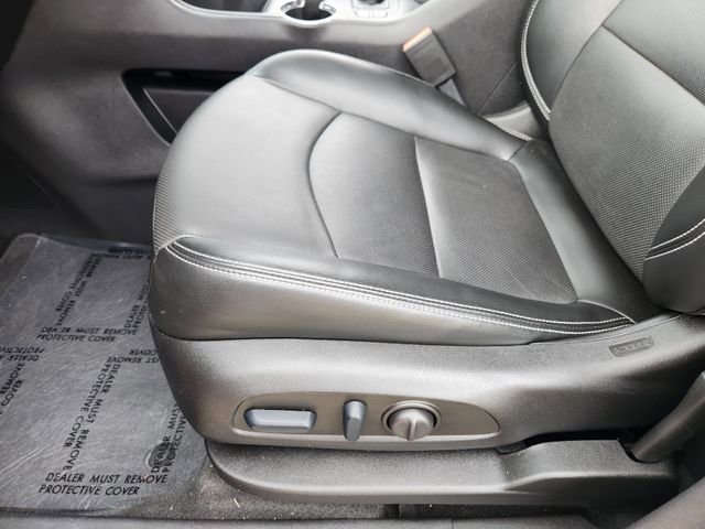 Used 2023 GMC Terrain SLT w/ Infotainment Package II image 23