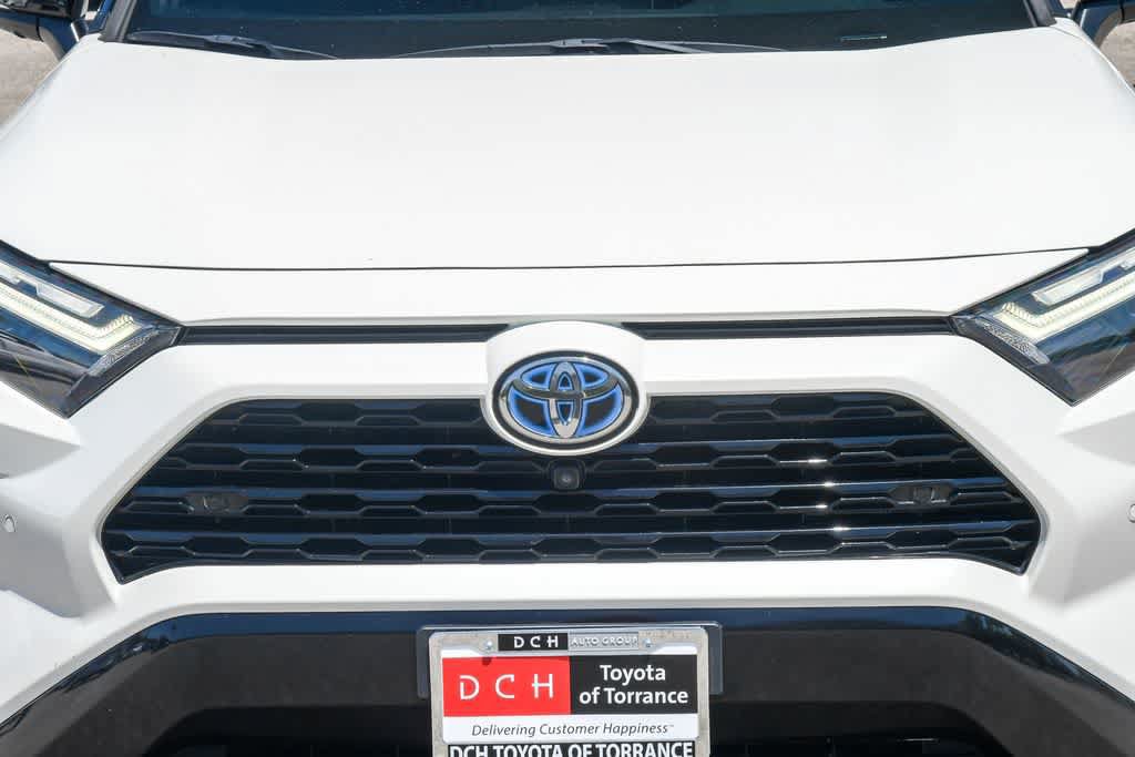 Used 2022 Toyota RAV4 XSE AWD/4WD image 5