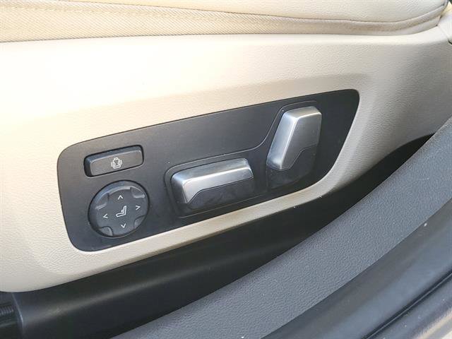 Used 2020 BMW 330i xDrive Sedan w/ Convenience Package image 56