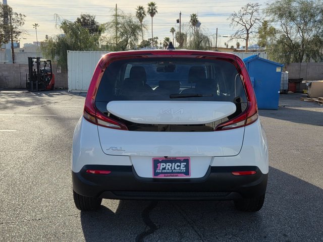 Used 2022 Kia Soul LX w/ Technology Package image 7