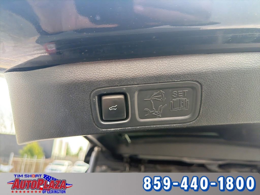 Used 2020 Ford Expedition Limited image 36