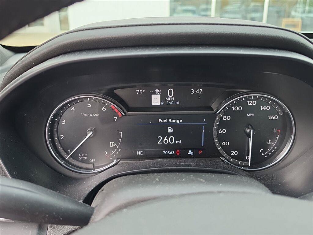 Used 2022 Cadillac CT4 Premium Luxury RWD image 2