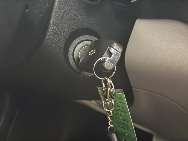 Used 2022 Hyundai Venue SEL image 32