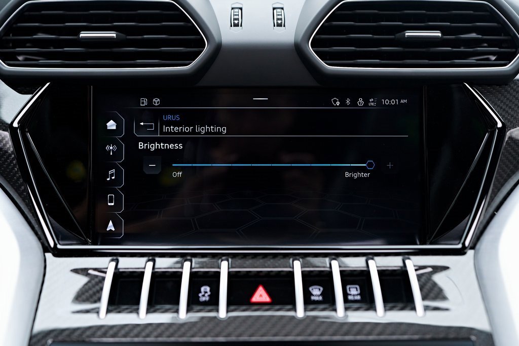 Used 2022 Lamborghini Urus image 86