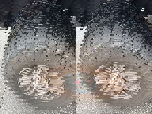 Used 2017 Ford F250 Lariat w/ Lariat Value Package image 26