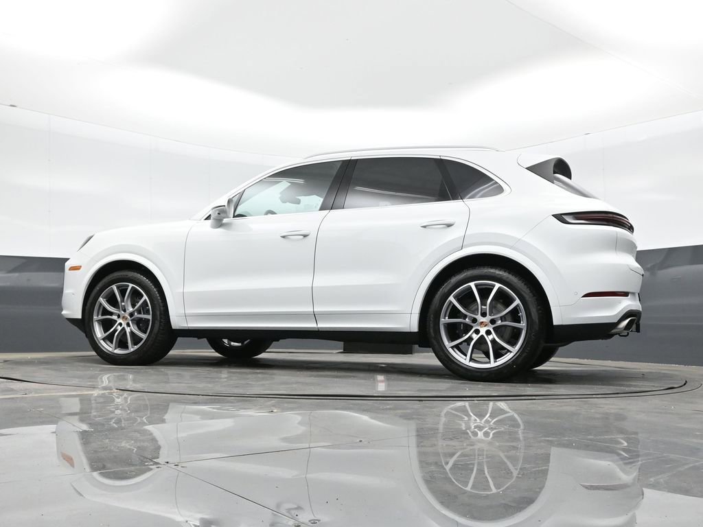 New 2026 Porsche Cayenne image 35