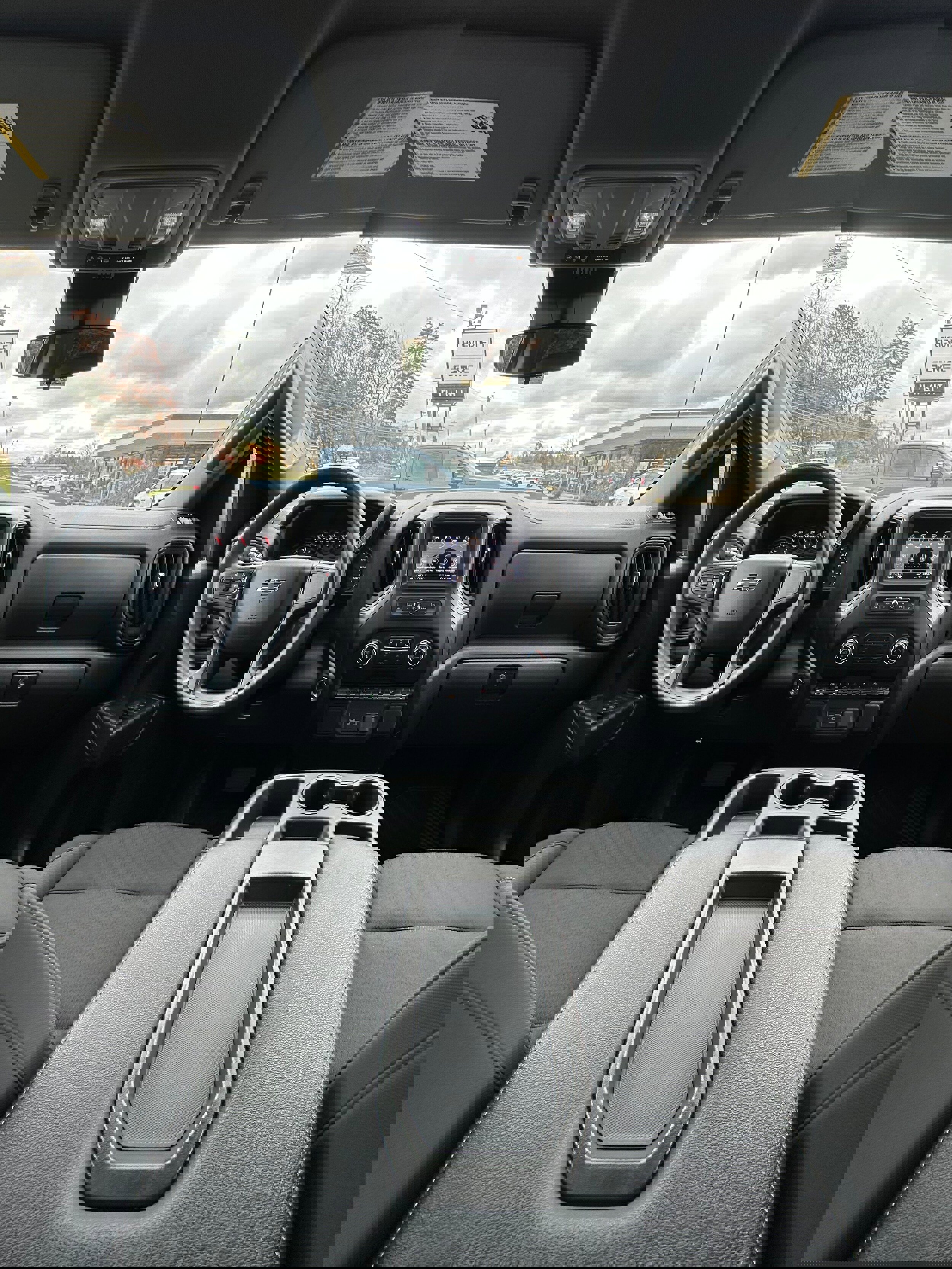 Used 2025 Chevrolet Silverado 1500 Custom Trail Boss w/ Turbomax Blackout Package image 20