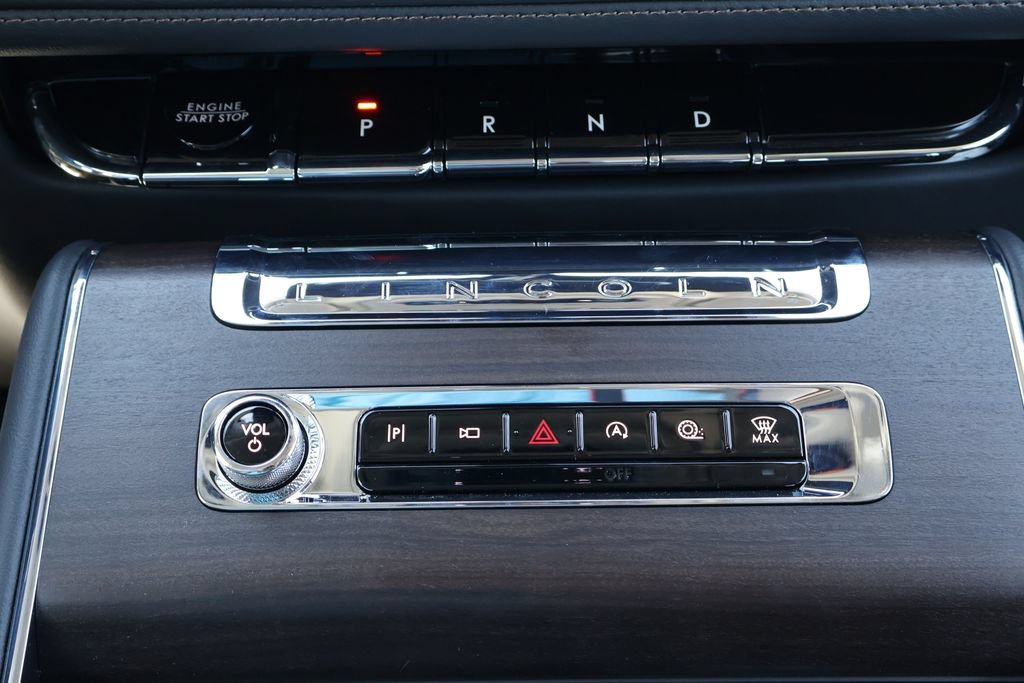 New 2026 Lincoln Aviator Reserve AWD/4WD image 14