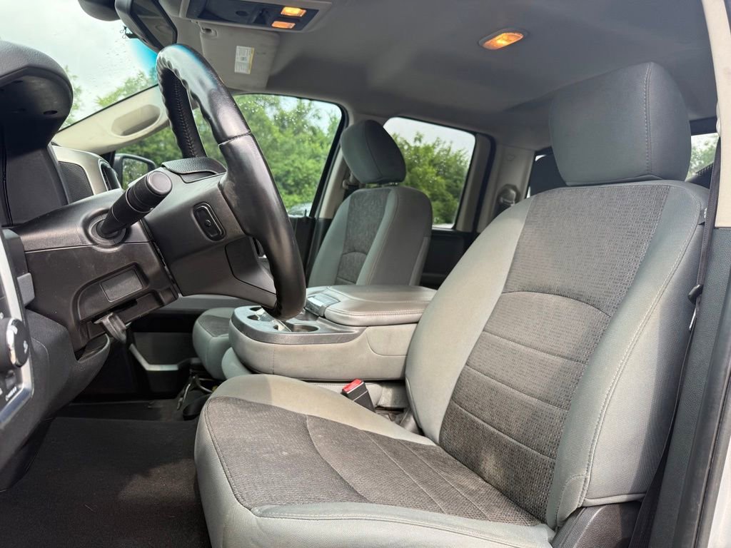 Used 2015 RAM 1500 Big Horn RWD image 6