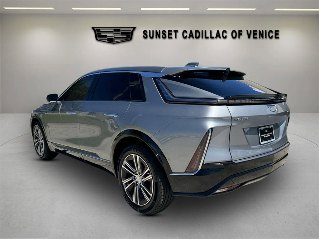 New 2026 Cadillac Lyriq Luxury image 5