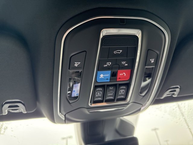 New 2025 Jeep Wagoneer L Series II w/ Convenience Group I image 54