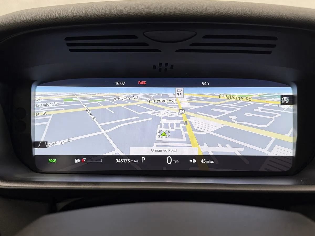 Used 2020 Land Rover Discovery HSE AWD/4WD image 17