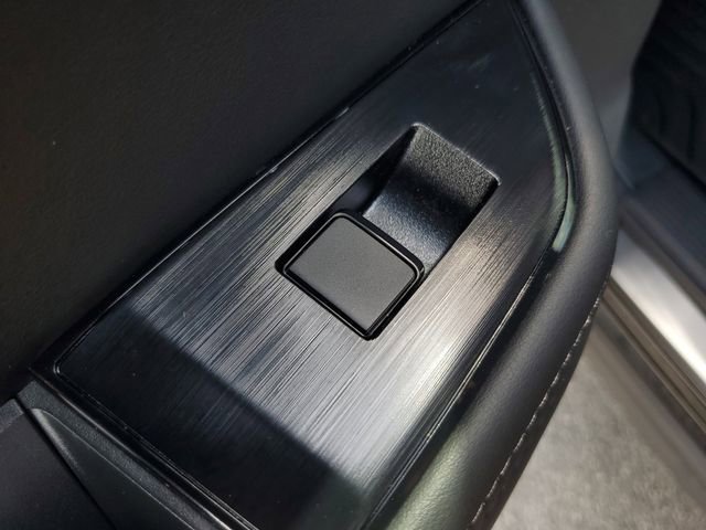 Used 2026 Nissan Rogue SV image 15