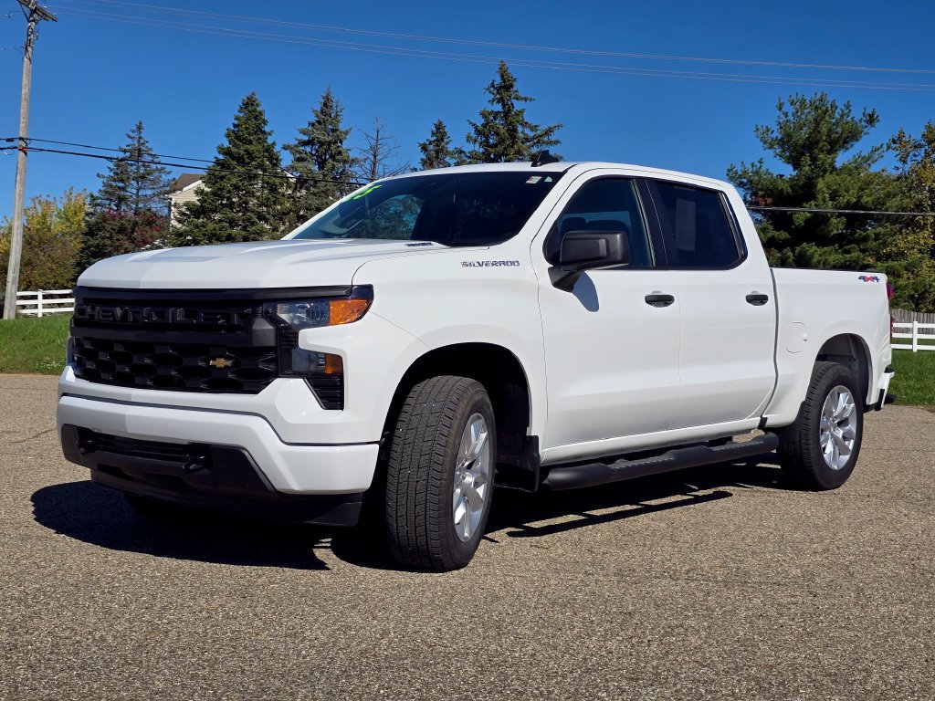 Used 2025 Chevrolet Silverado 1500 Custom AWD/4WD image 10