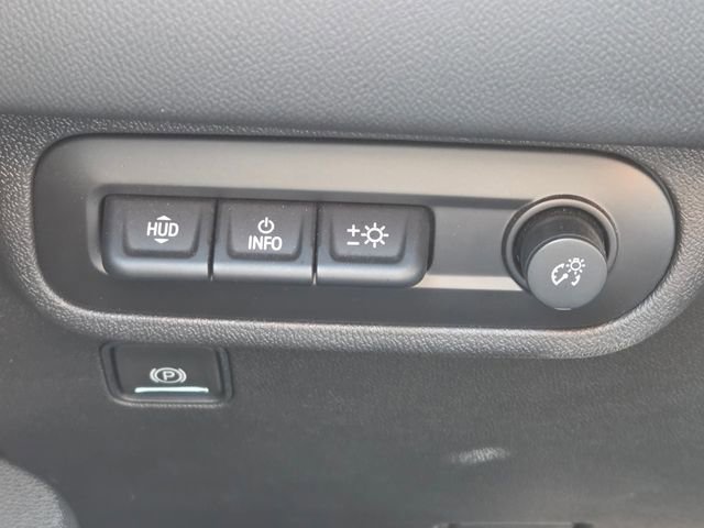 Used 2022 GMC Terrain SLT w/ Tech Package AWD/4WD image 22