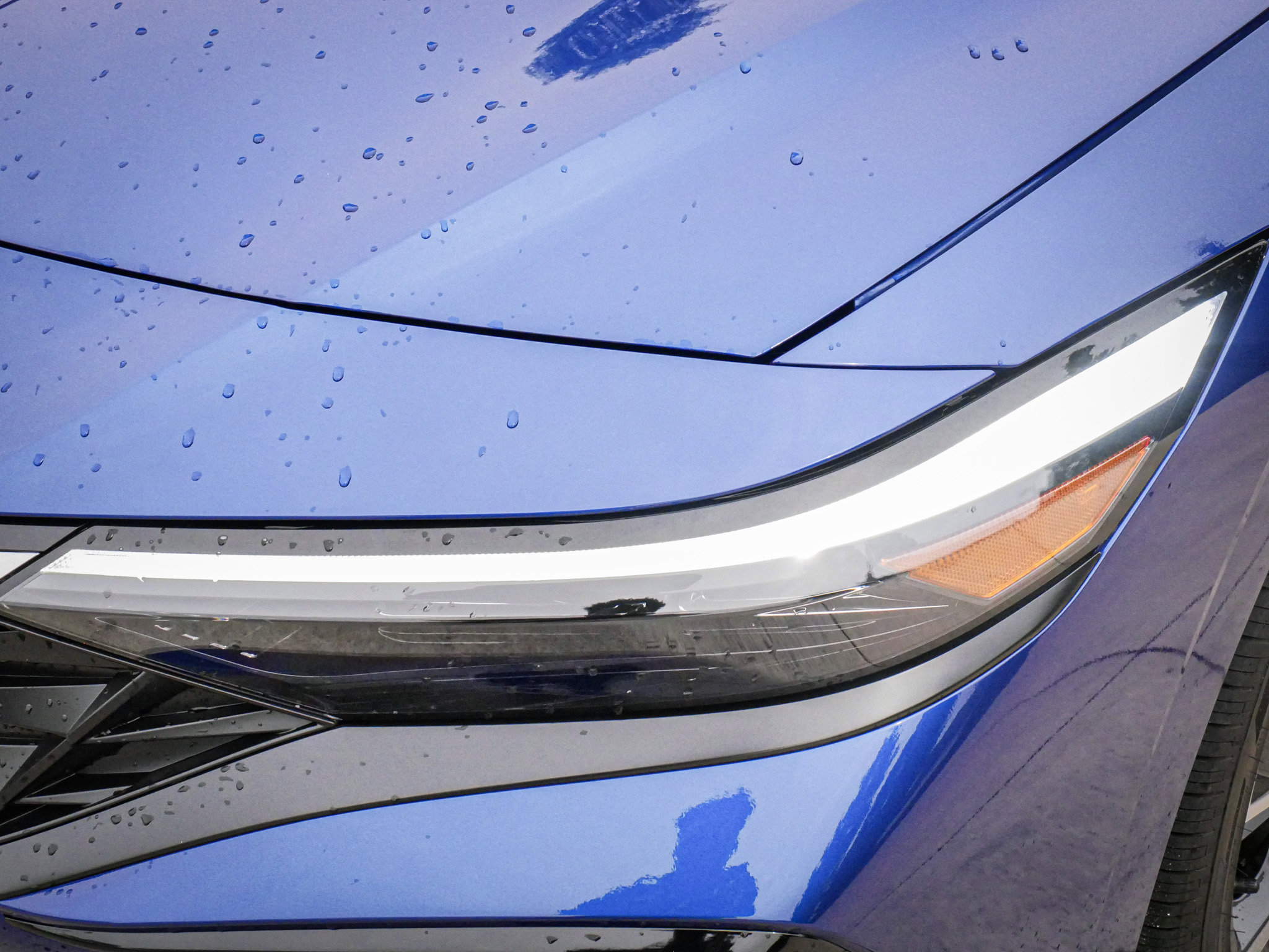 Used 2025 Hyundai Elantra Limited image 6