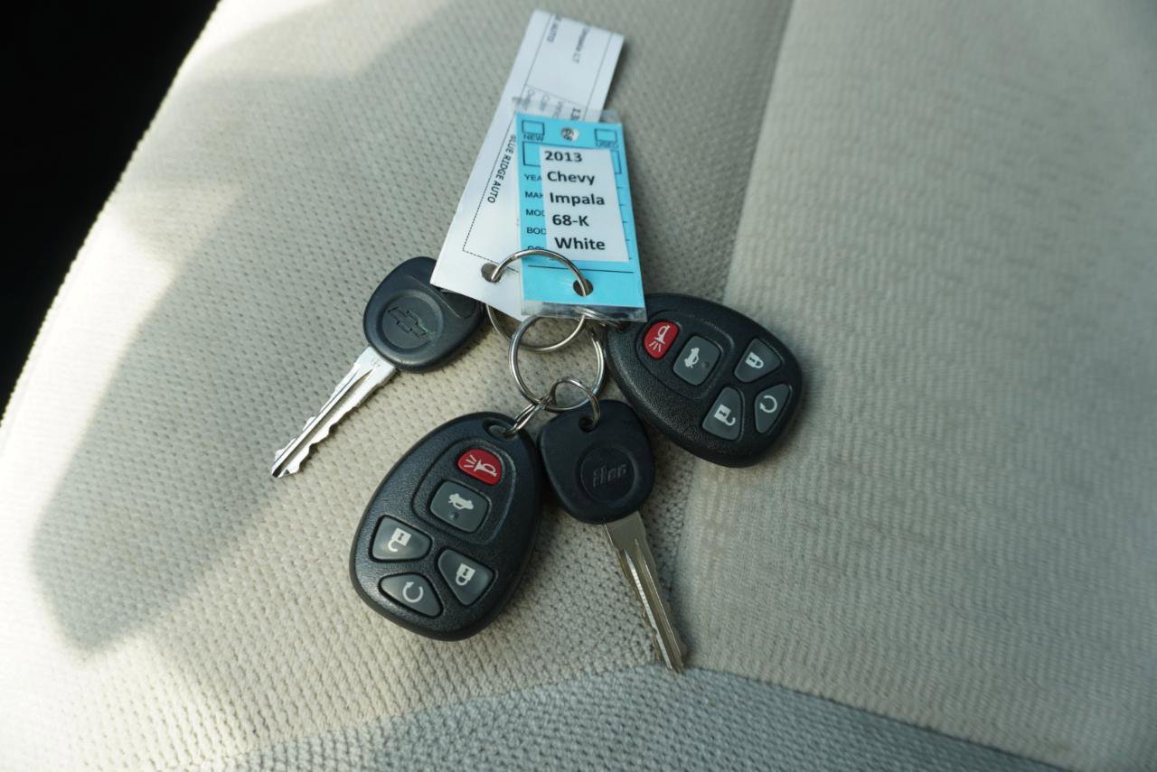 Used 2013 Chevrolet Impala LT FWD image 35