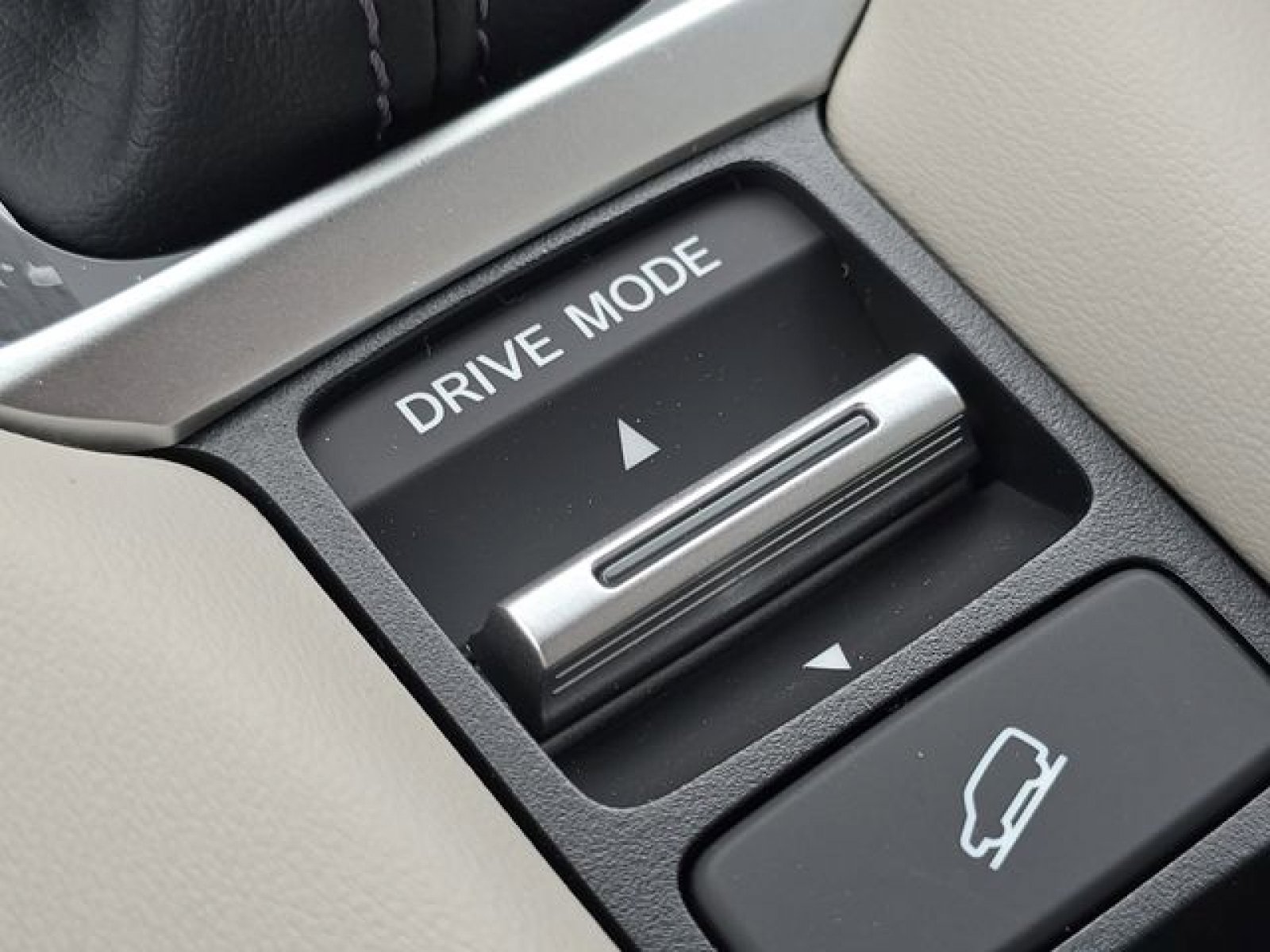 New 2026 Honda HR-V EX-L image 22