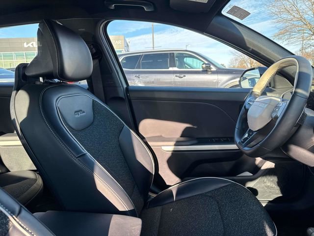 Used 2025 Kia K4 GT-Line w/ GT-Line Sunroof Package image 12
