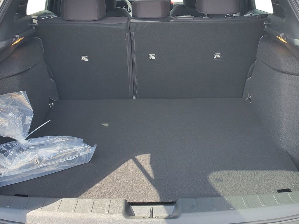 New 2026 Nissan Kicks SV w/ SV Premium Package image 33