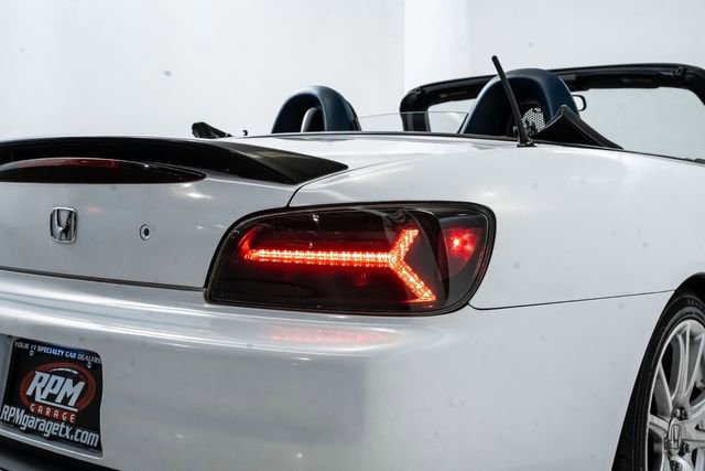 Used 2003 Honda S2000 image 12