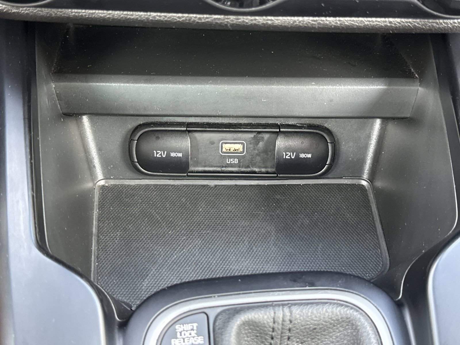 Used 2024 Kia Soul LX w/ LX Technology Package image 22