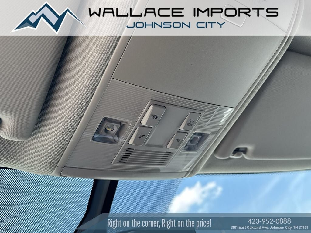 Certified 2023 Volkswagen Atlas SE AWD/4WD image 16