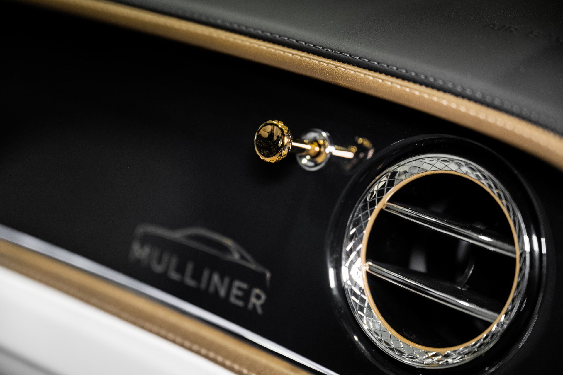 New 2026 Bentley Flying Spur Plug-In Hybrid image 61