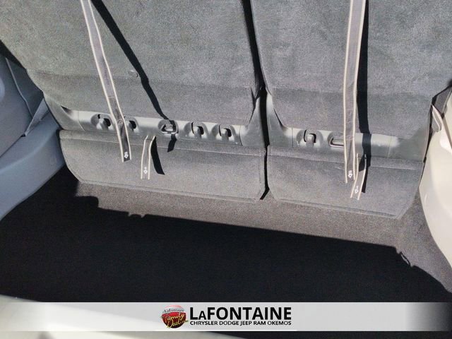 Used 2024 Chrysler Pacifica Touring-L image 27