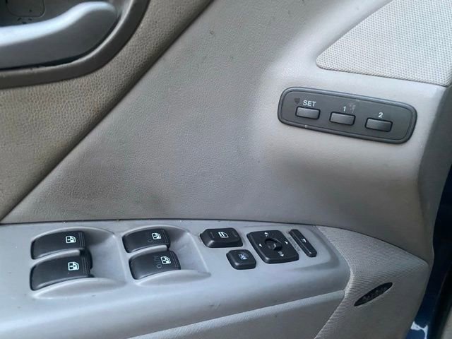 Used 2006 Hyundai Azera Limited image 22