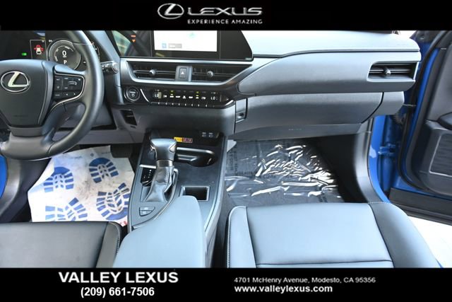 Used 2024 Lexus UX 250h FWD image 8