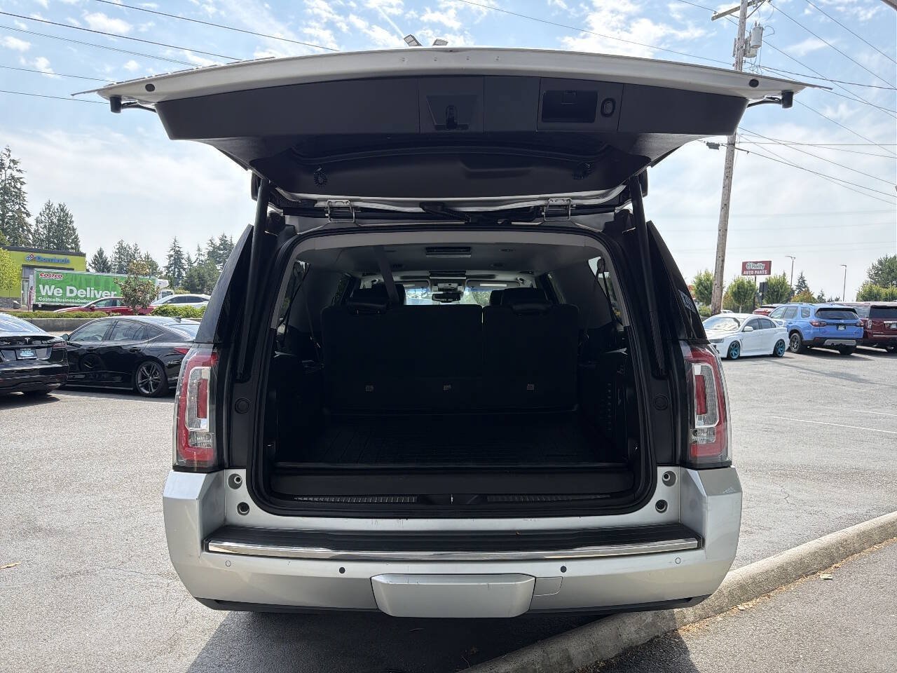 Used 2015 GMC Yukon XL Denali w/ Touring Package AWD/4WD image 6