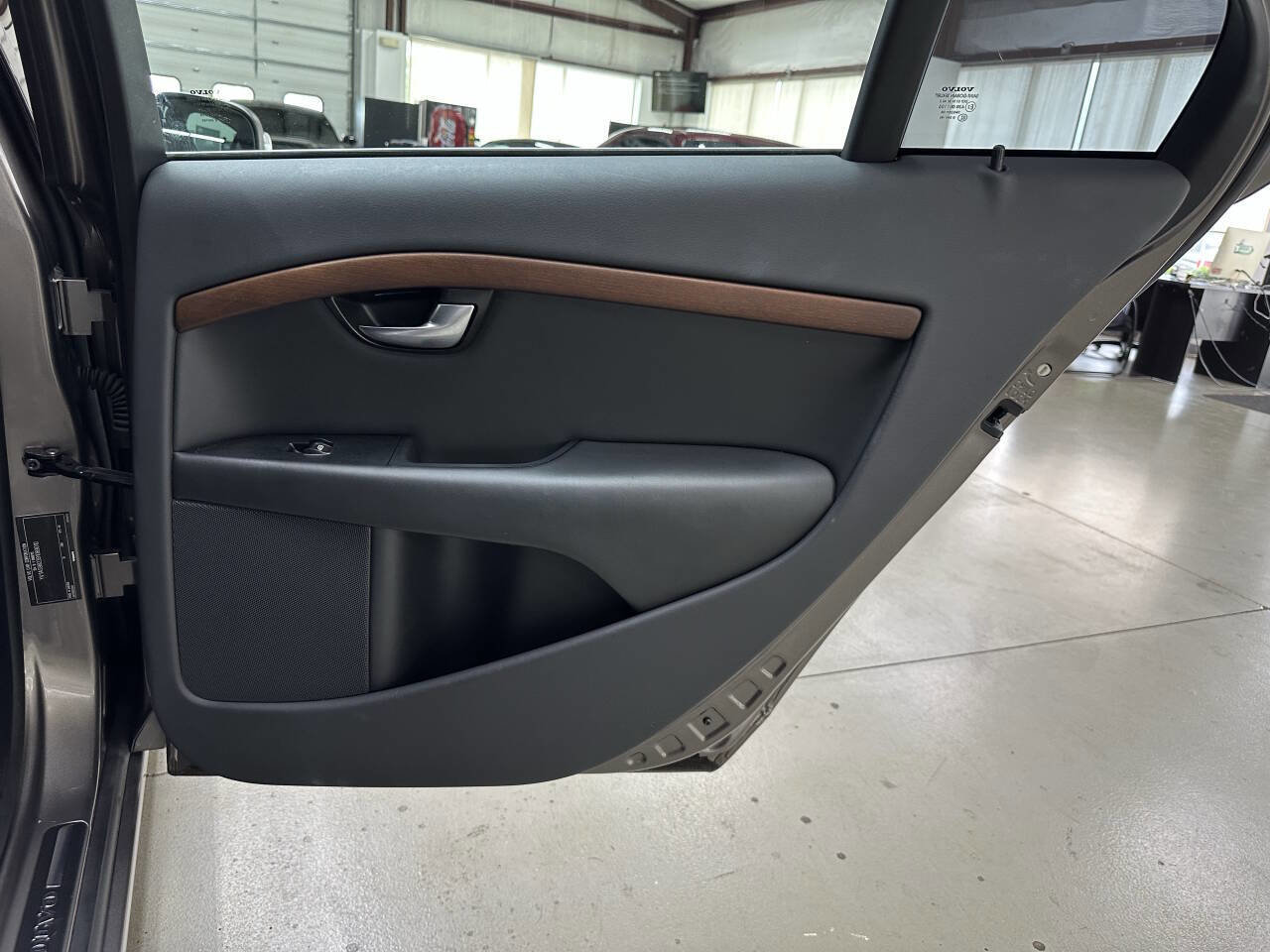 Used 2009 Volvo S80 3.2 image 14