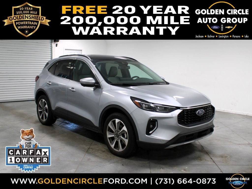 Used 2023 Ford Escape Platinum AWD/4WD image 1