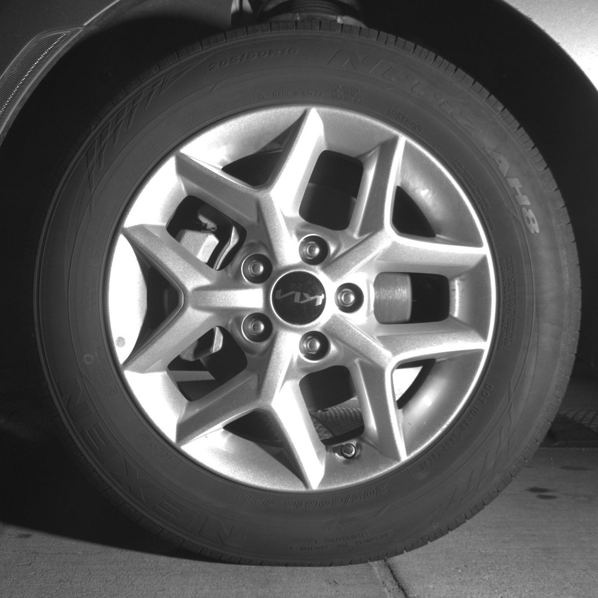 Used 2025 Kia Soul LX w/ LX Technology Package image 12