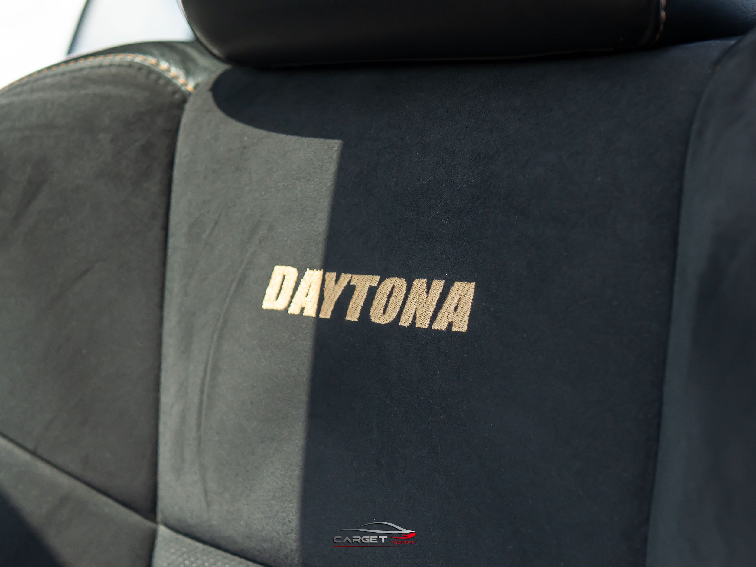 Used 2018 Dodge Charger R/T RWD image 36
