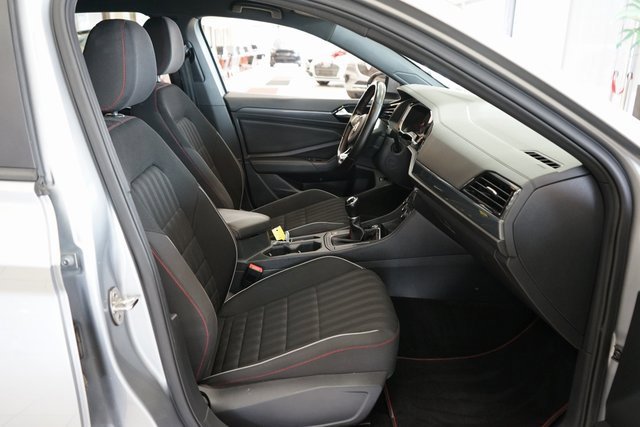 Used 2019 Volkswagen Jetta GLI image 42