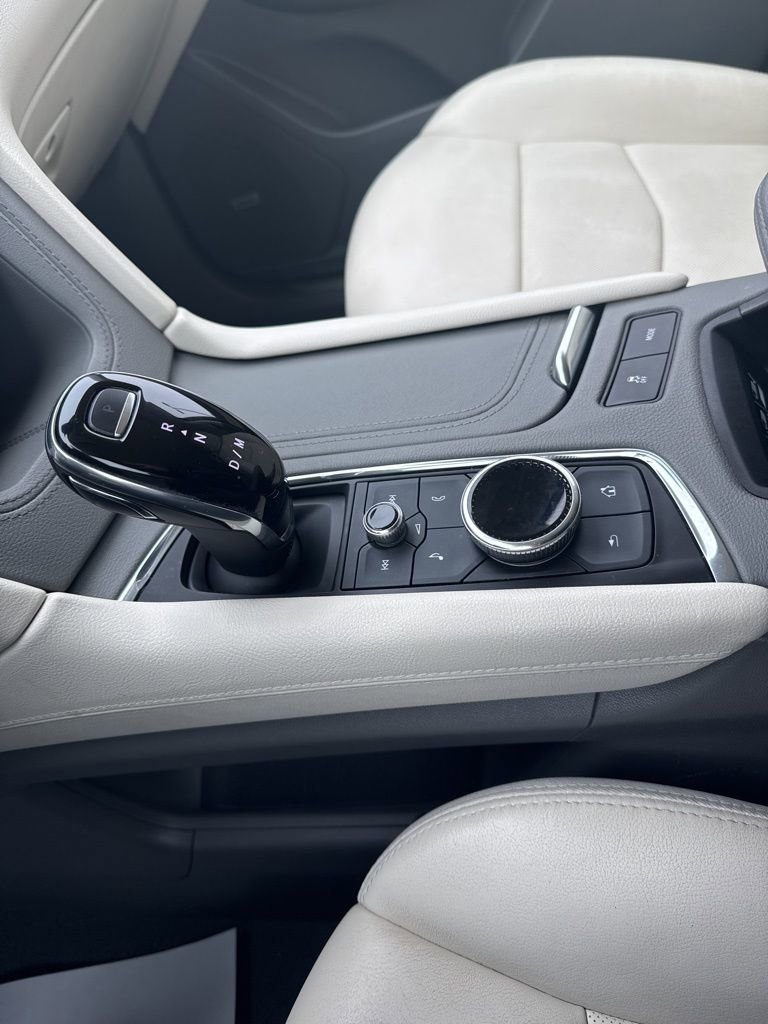 Used 2020 Cadillac XT5 Premium Luxury image 15