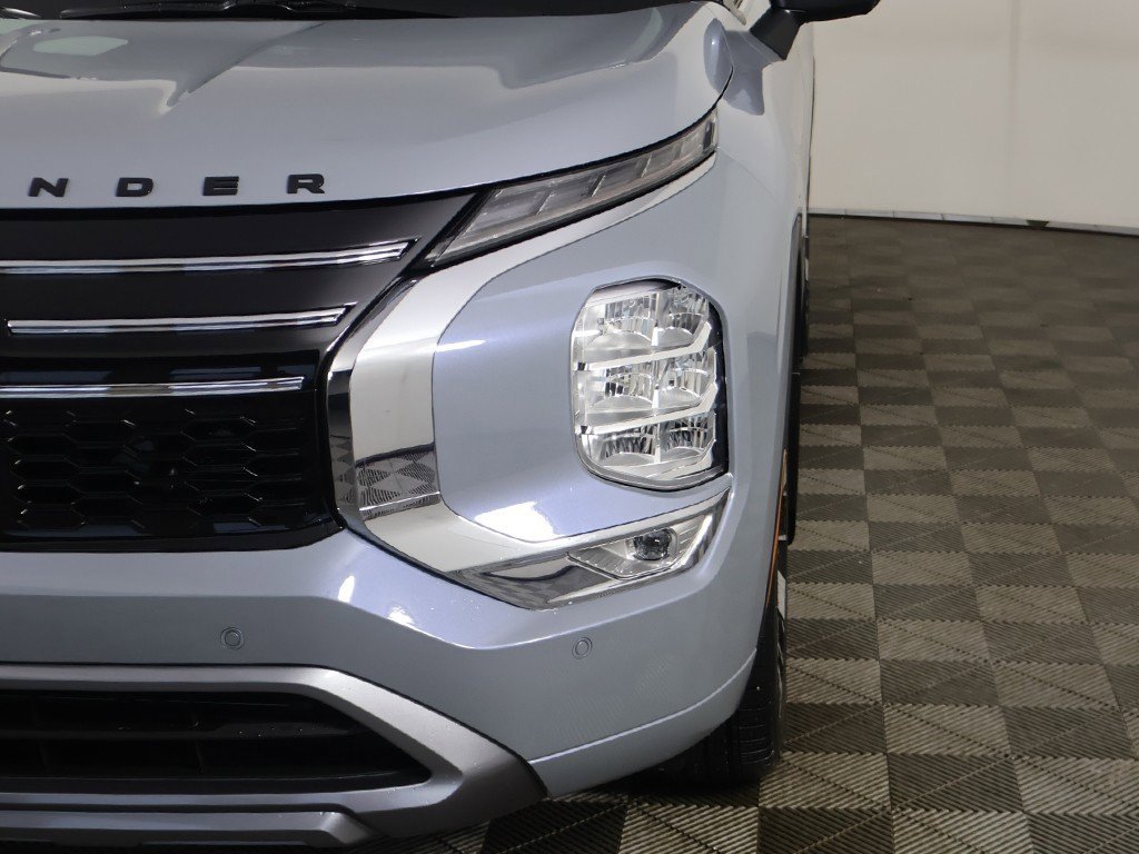 New 2026 Mitsubishi Outlander SEL image 19