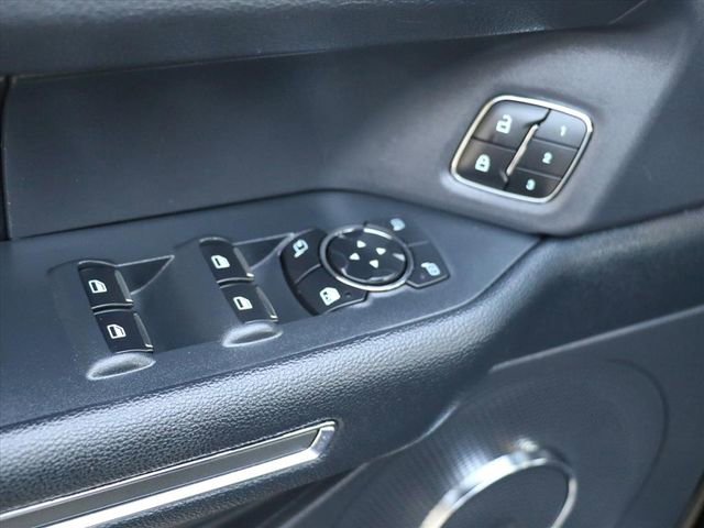 Used 2024 Ford Expedition XLT image 19