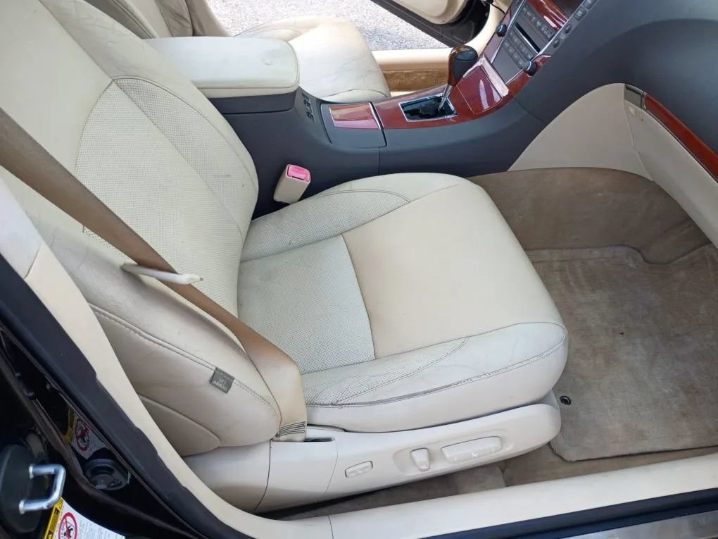 Used 2011 Lexus ES 350 FWD image 18