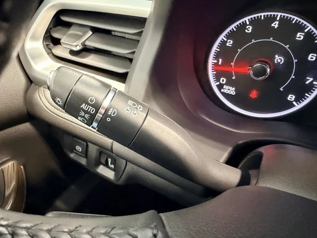 Used 2019 GMC Acadia SLE w/ Driver Alert Package I AWD/4WD image 31