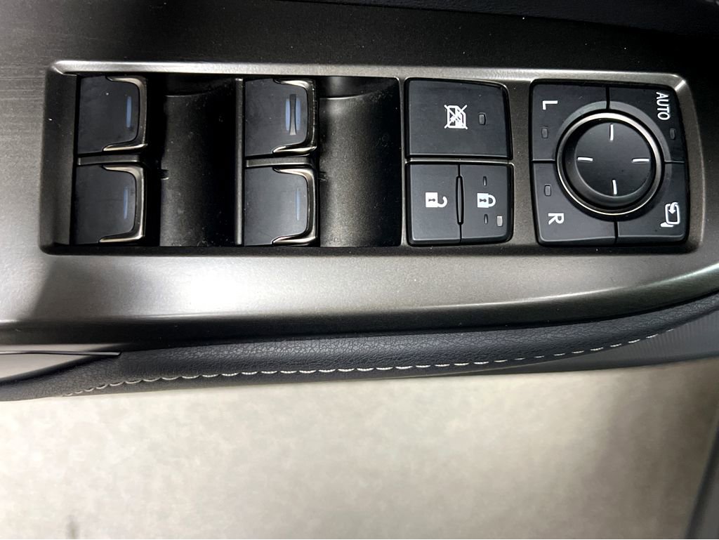 Used 2023 Lexus NX 350 AWD image 40