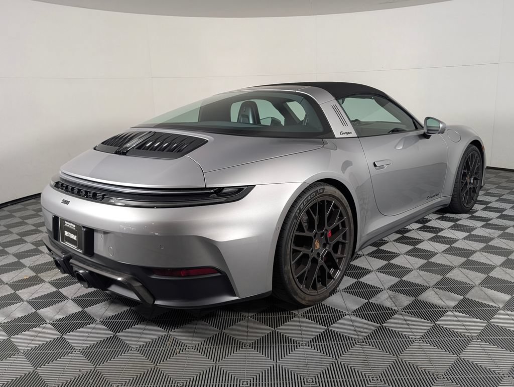 Certified 2026 Porsche 911 Targa 4 GTS AWD/4WD image 7
