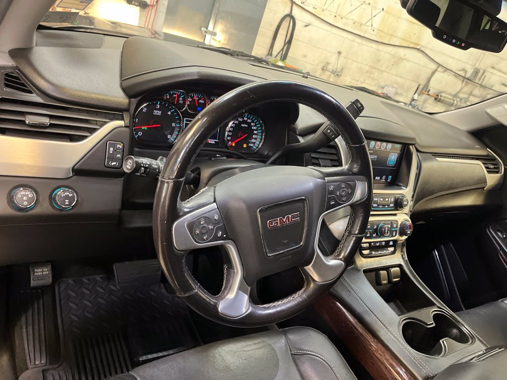 Used 2018 GMC Yukon XL SLT AWD/4WD image 15