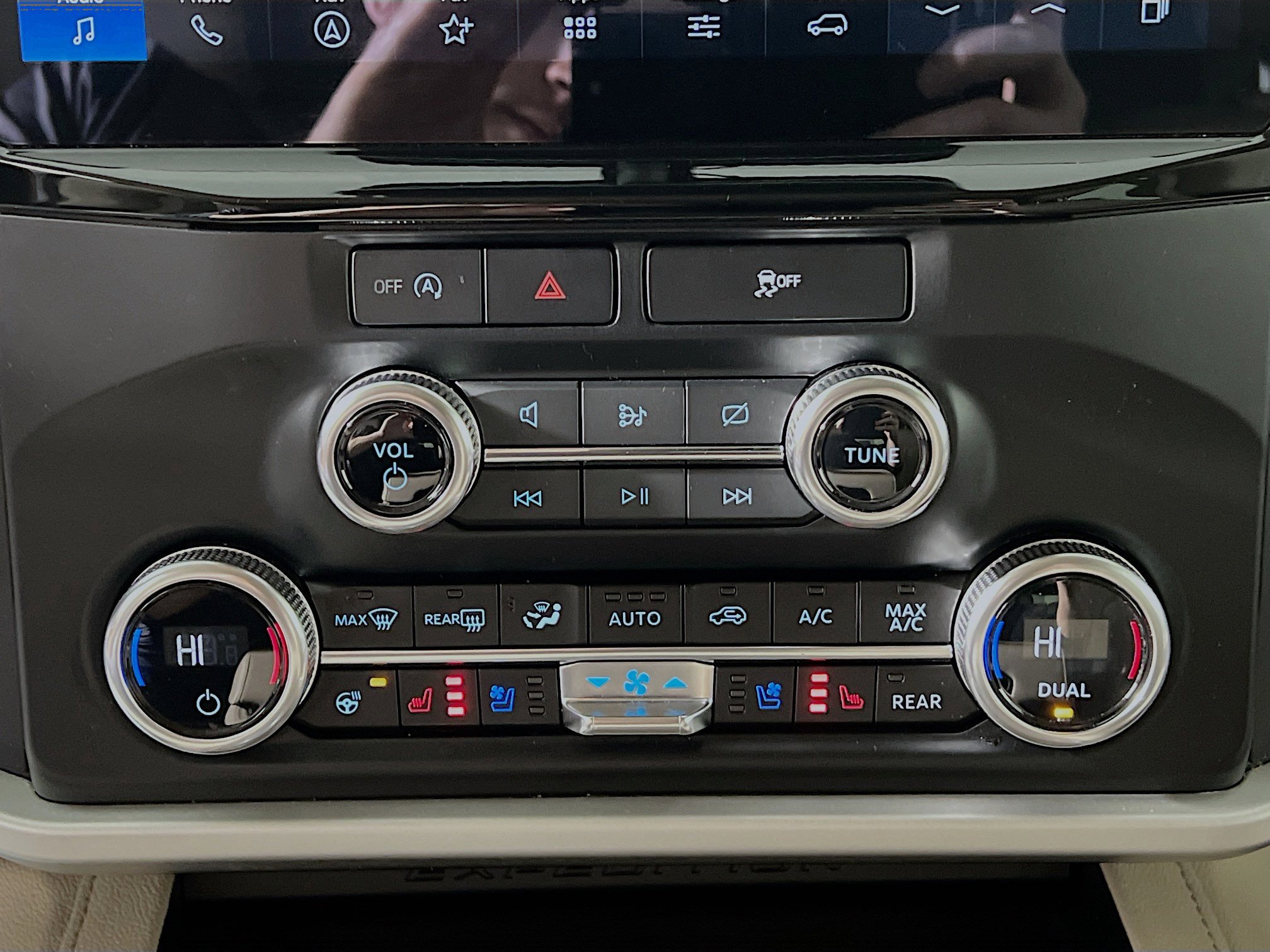 Used 2024 Ford Expedition Max Limited image 26