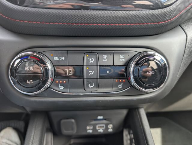 Used 2023 Chevrolet TrailBlazer RS w/ Sun and Liftgate Package image 25