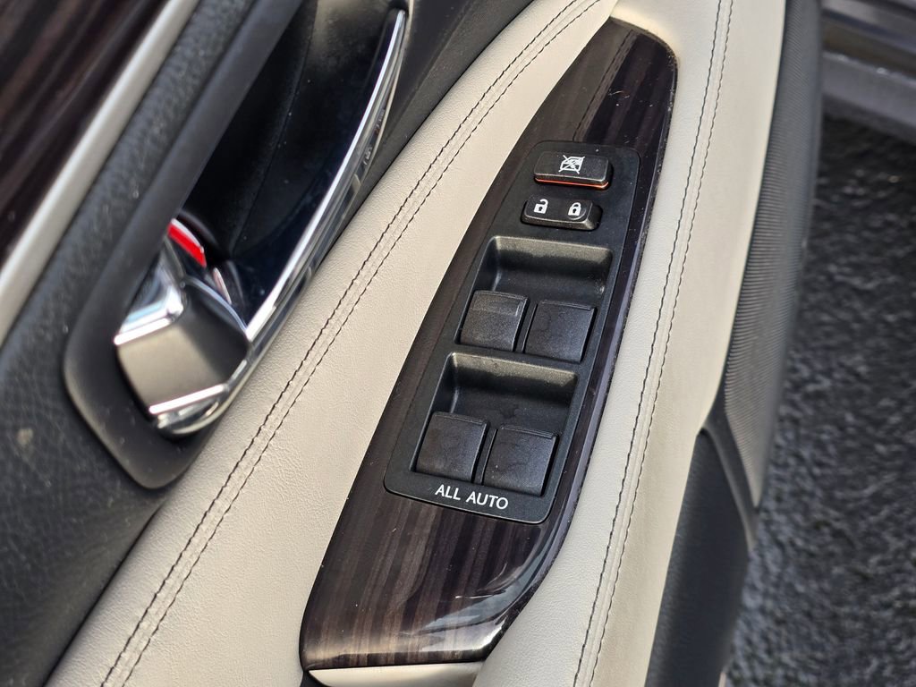 Used 2014 Lexus LS 460 image 14