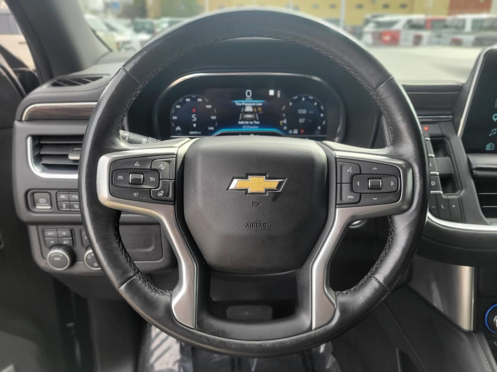 Used 2022 Chevrolet Tahoe LT w/ Luxury Package image 24